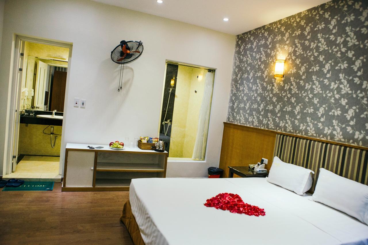 Tran Gia - Lang Ha Hotel Hanoi Exterior photo
